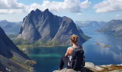 Pause während einer Wanderung in der norwegischen Landschaft