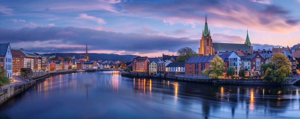 Trondheim Sehenswürdigkeiten: Nidarosdom und Speicherhäuser an der Nidelva